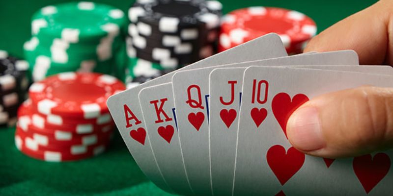 Khái niệm về Flush trong Poker